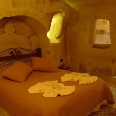 King Cave By Traveller's Göreme