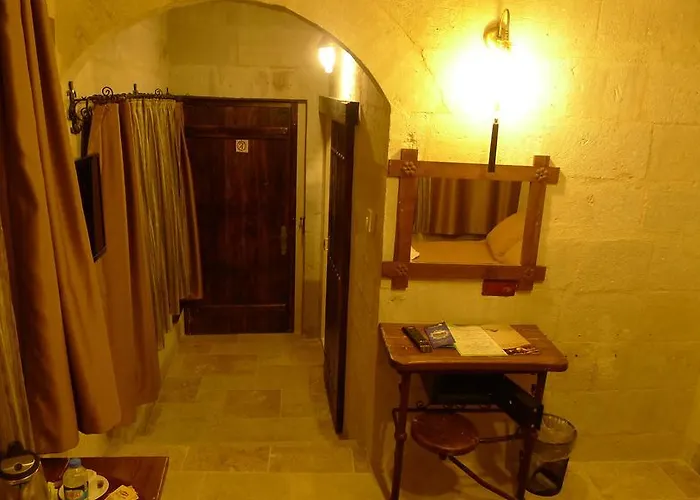 King Cave By Traveller's 3*